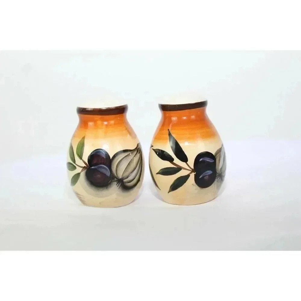 blueberry & garlic salt&pepper shaker